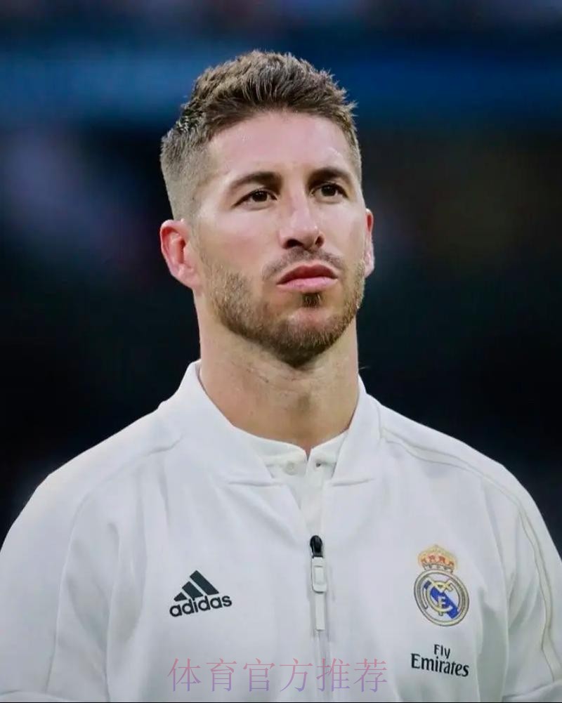 阿斯:皇马倾向冬窗再签后卫 拉莫斯几乎不可能回归